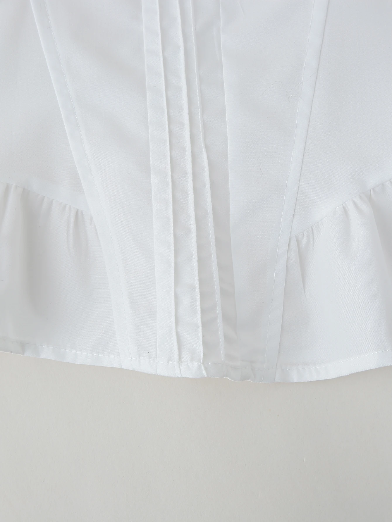 White color spaghetti strap front lace up hot sale casual fashion tank top for women