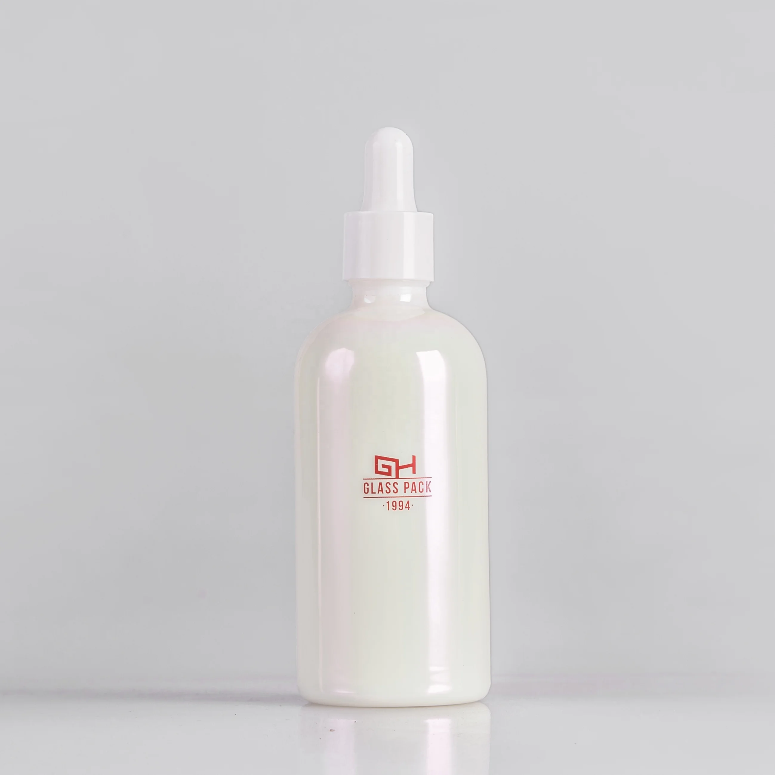 
Opal glass jar and essential oil bottle cosmetics container for skincare packaging 