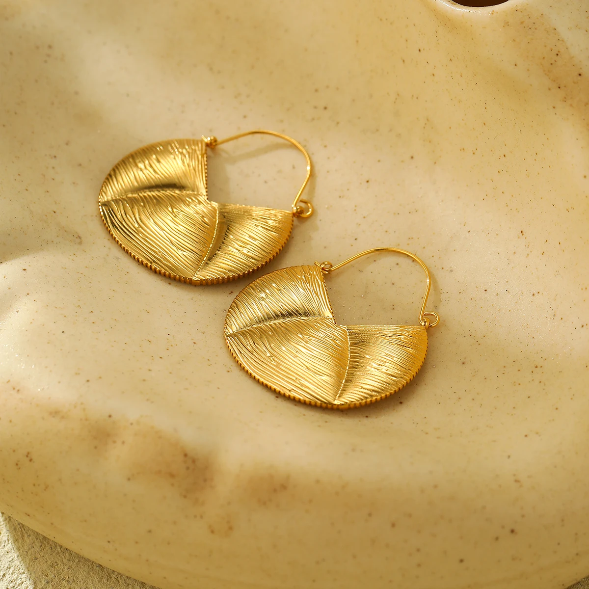 Custom Vintage Stainless Steel 18K Gold Plated Fancy Irregular Maxi Pendant Clip Earring  Vintage Hoop Earrings