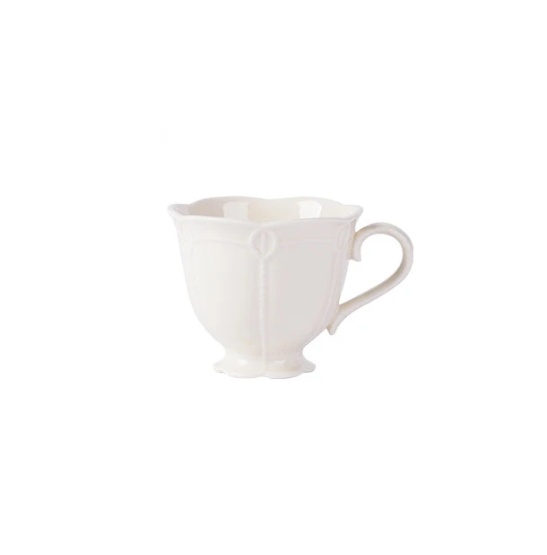 Wholesale ceramic coffee cup household European style simple bone china drinkware English afternoon tea cup and saucers