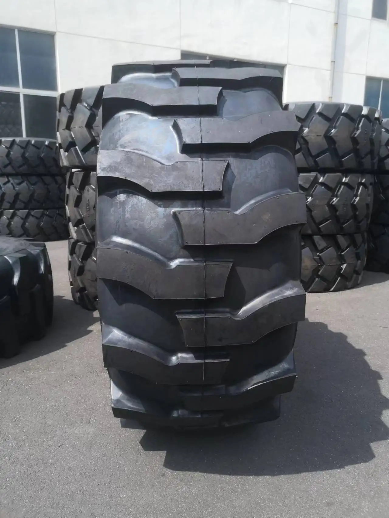19.5L-24 шины для экскаватора-погрузчика 17.5L-24 16