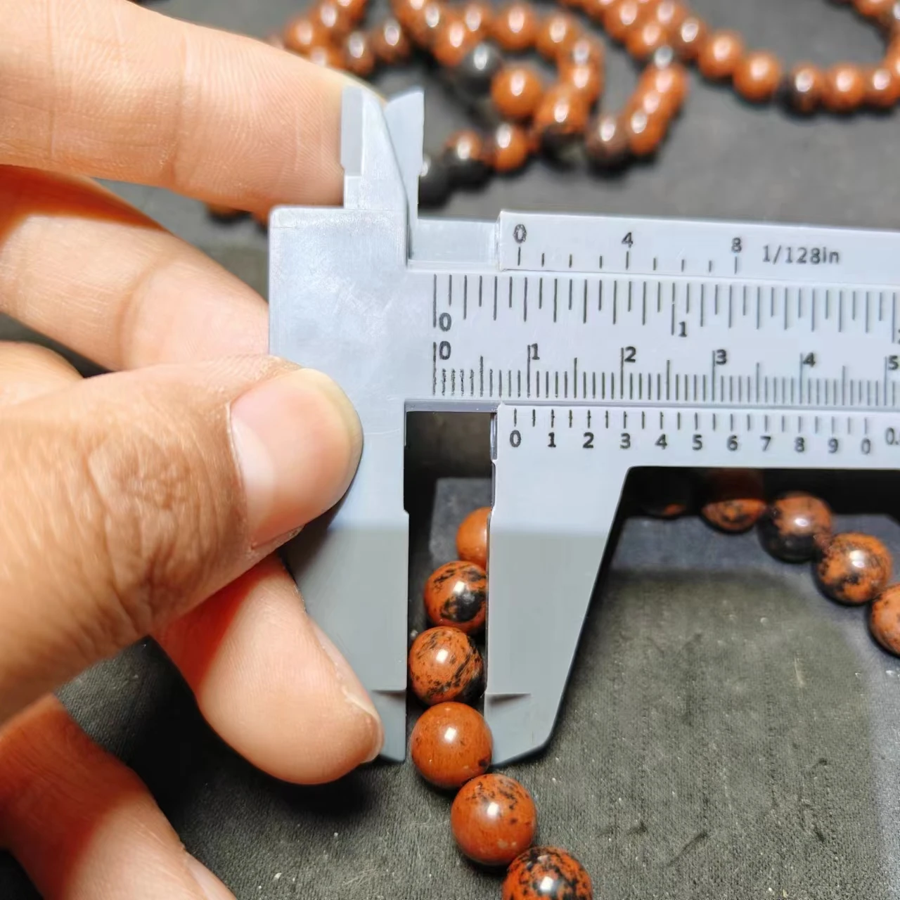 Высокое качество оптовая продажа 8 мм красный обсидиан браслет исцеляющий кристалл для украшения дома