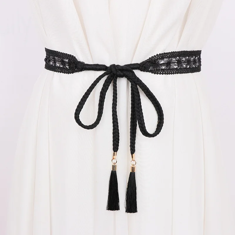 Женский плетеный пояс с бахромой