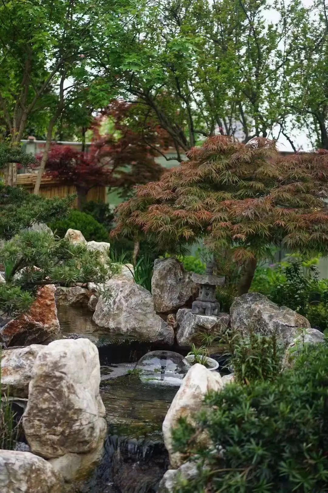 Natural Landscaping Rock Stone Waterfall Fountain Garden