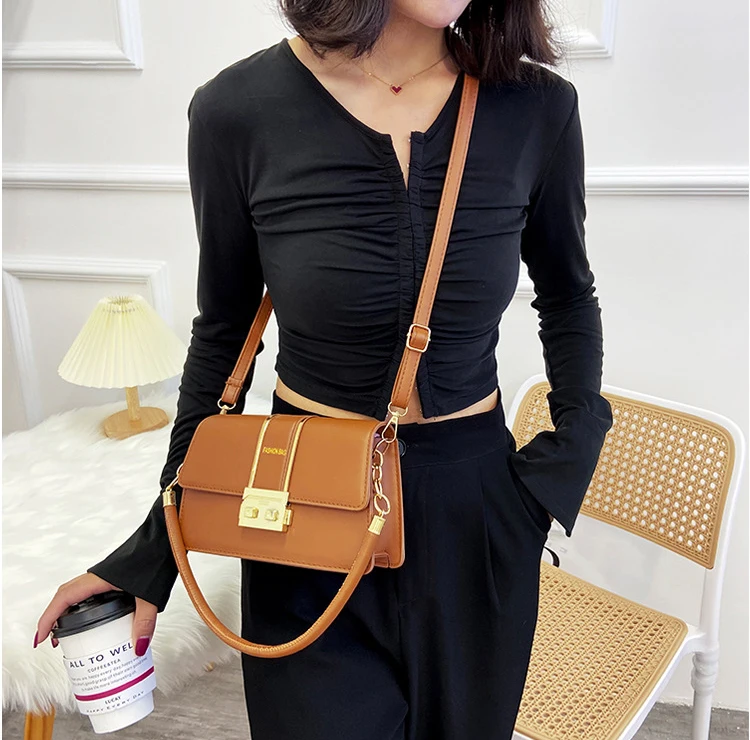 Small Classic Fashion Female Shoulder Bag Wide Straps Flap Crossbody Bags for Women 2023 Trend Simple Handbag Designer Bag