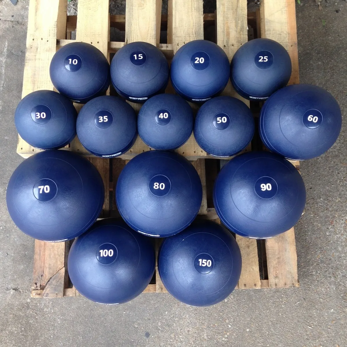 Factory Customized gym equipment heavy duty PVC Hard Rubber cross fit sand filling slam medicien ball