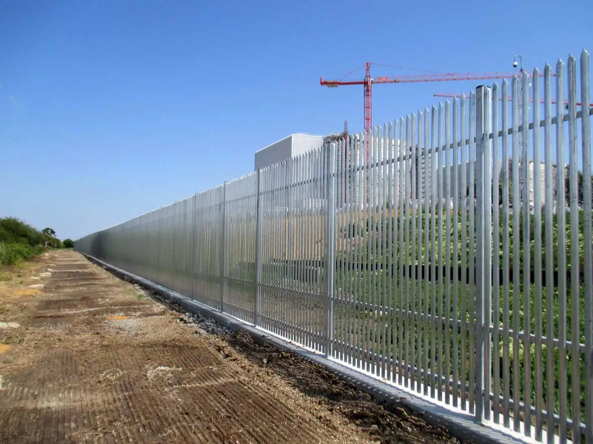 W Section Palisade Fence Pales Iron Metal Palisade Fence Decorative Galvanized Steel Palisade Picket Fencing