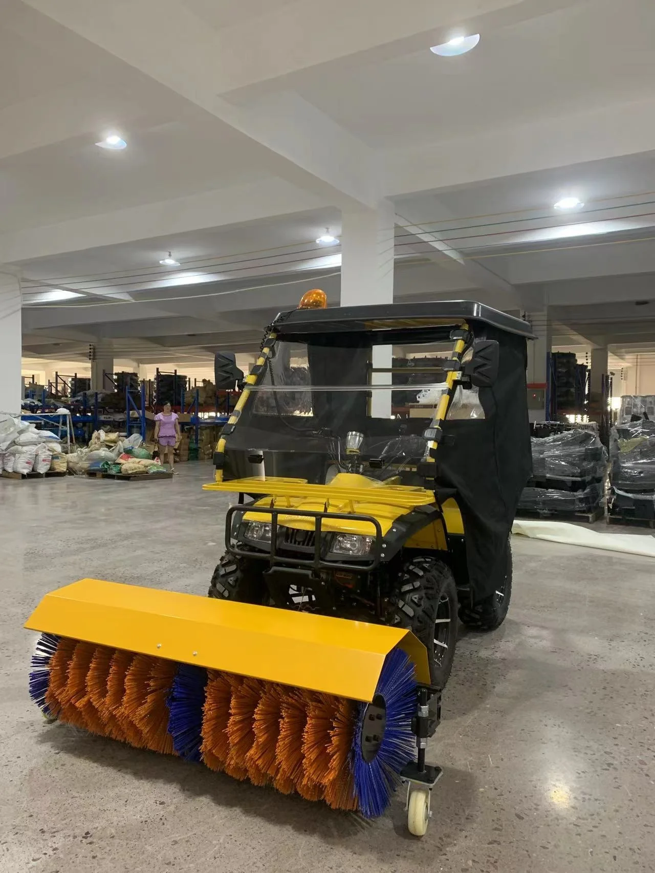 Atv small riding snow plow Big roof windshield multipurpose sweeper 1.4m snow shovel snow thrower