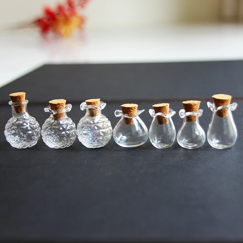 manufacturer innovations mini small big jar decorative heart round wholesale price glass bottle with cork top stopper wooden lid