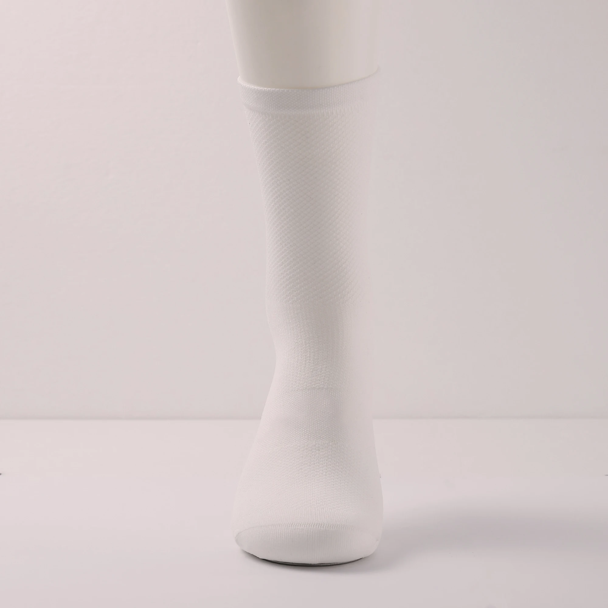 Wholesale Breathable Nylon Spandex Athletic Crew Custom Logo School Boys White Sports Socks