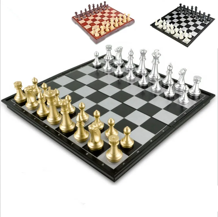 Home Decoration Luxury Fold Leisure Adult Chess Game Golden and Sliver Folding Magnetic International Set