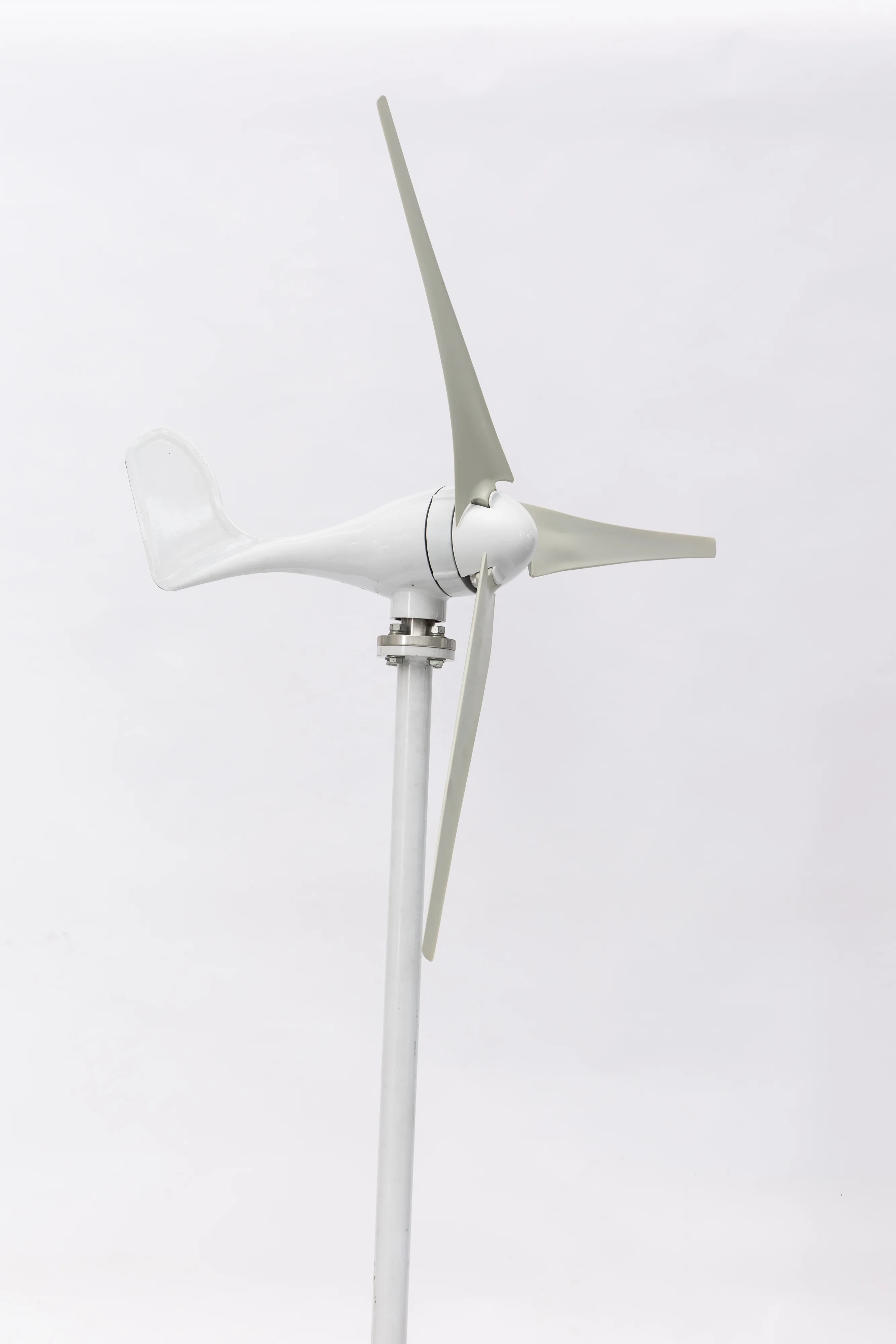 Factory Sale 100W 12/24V Wind Turbine With 3/5/6 Blades And Free Mppt Controller Small Wind Turbine For Home Use