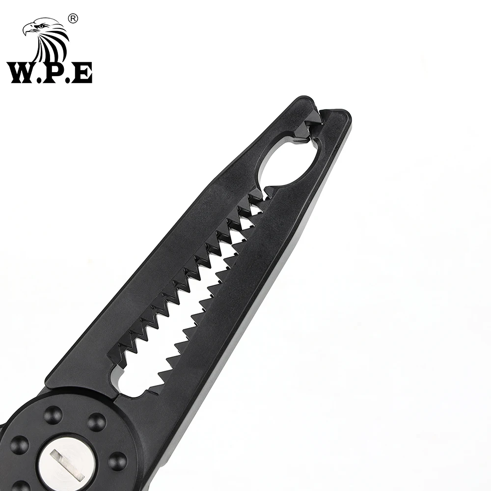 W.P.E New Black and GreenPE material portable multi-function buckle serrated strong fishing tool clip fish pliers
