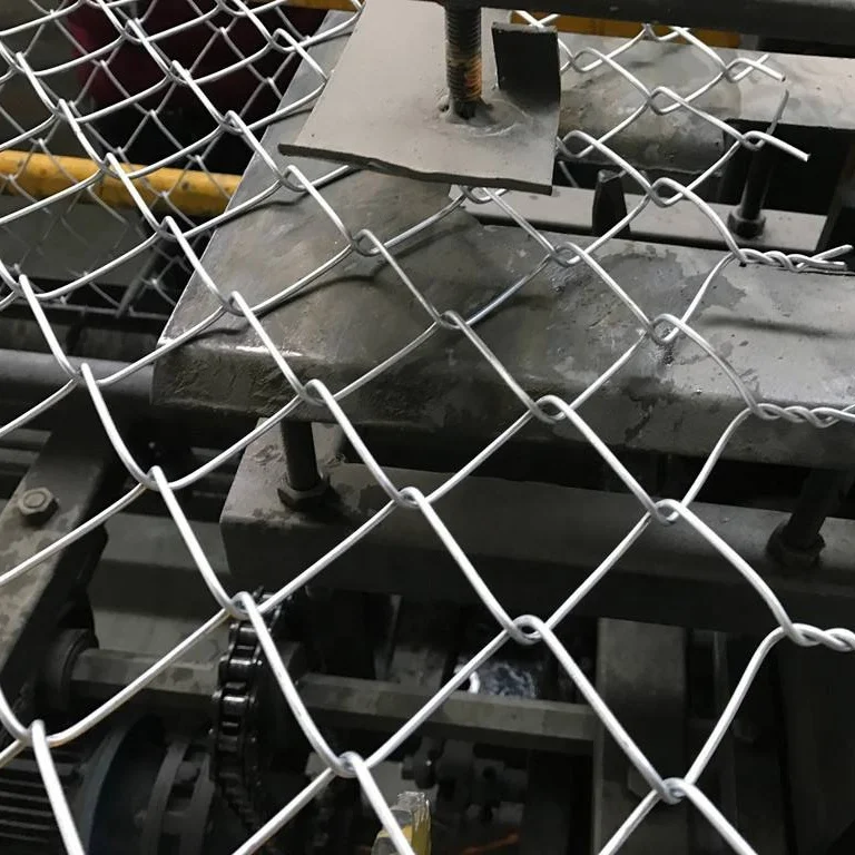 Farm and Field galvanized chain link fence wire mesh grass chain link fence