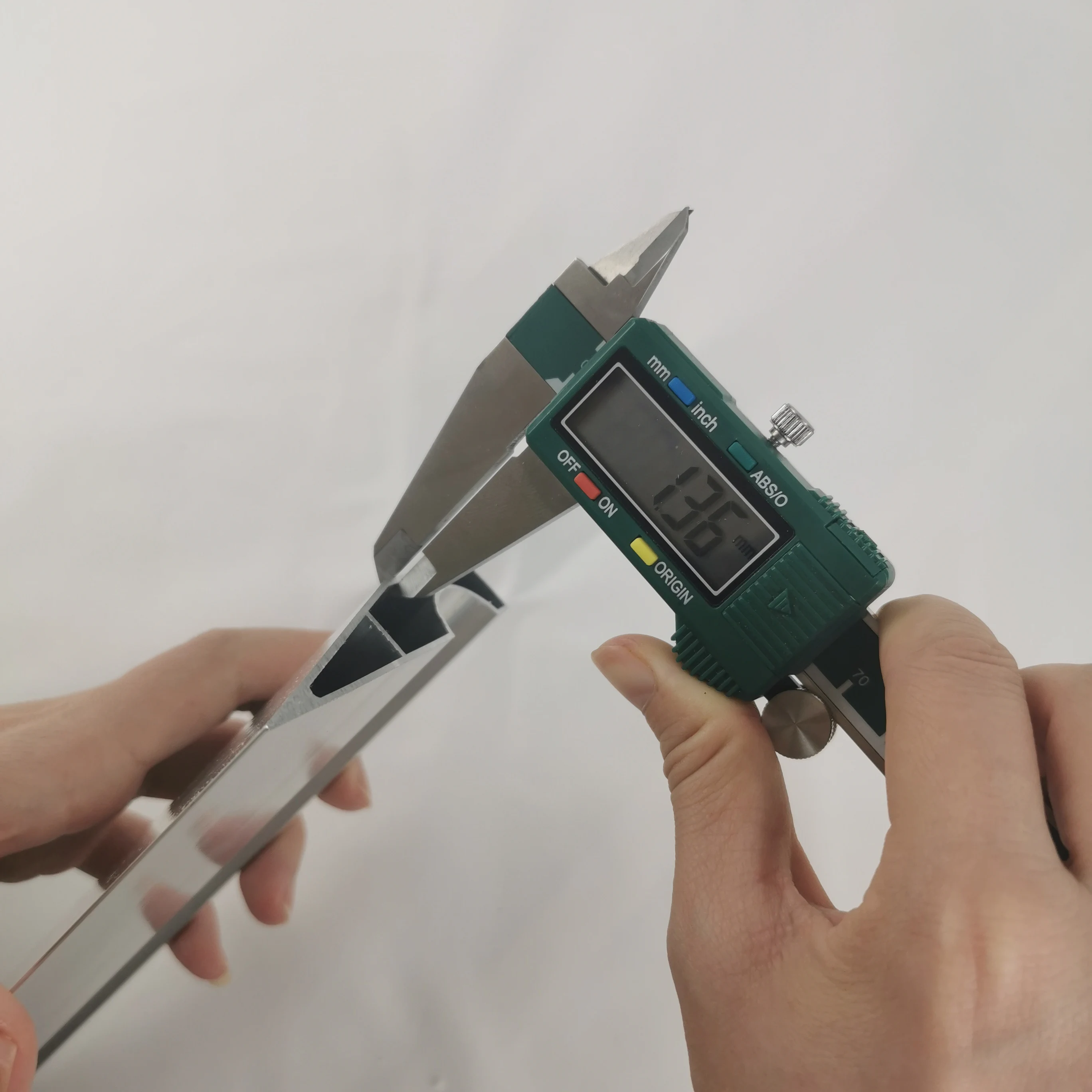 Multifunctional Angle aluminum alloy thickening scraper large scraper plaster wall putty leveling scraper