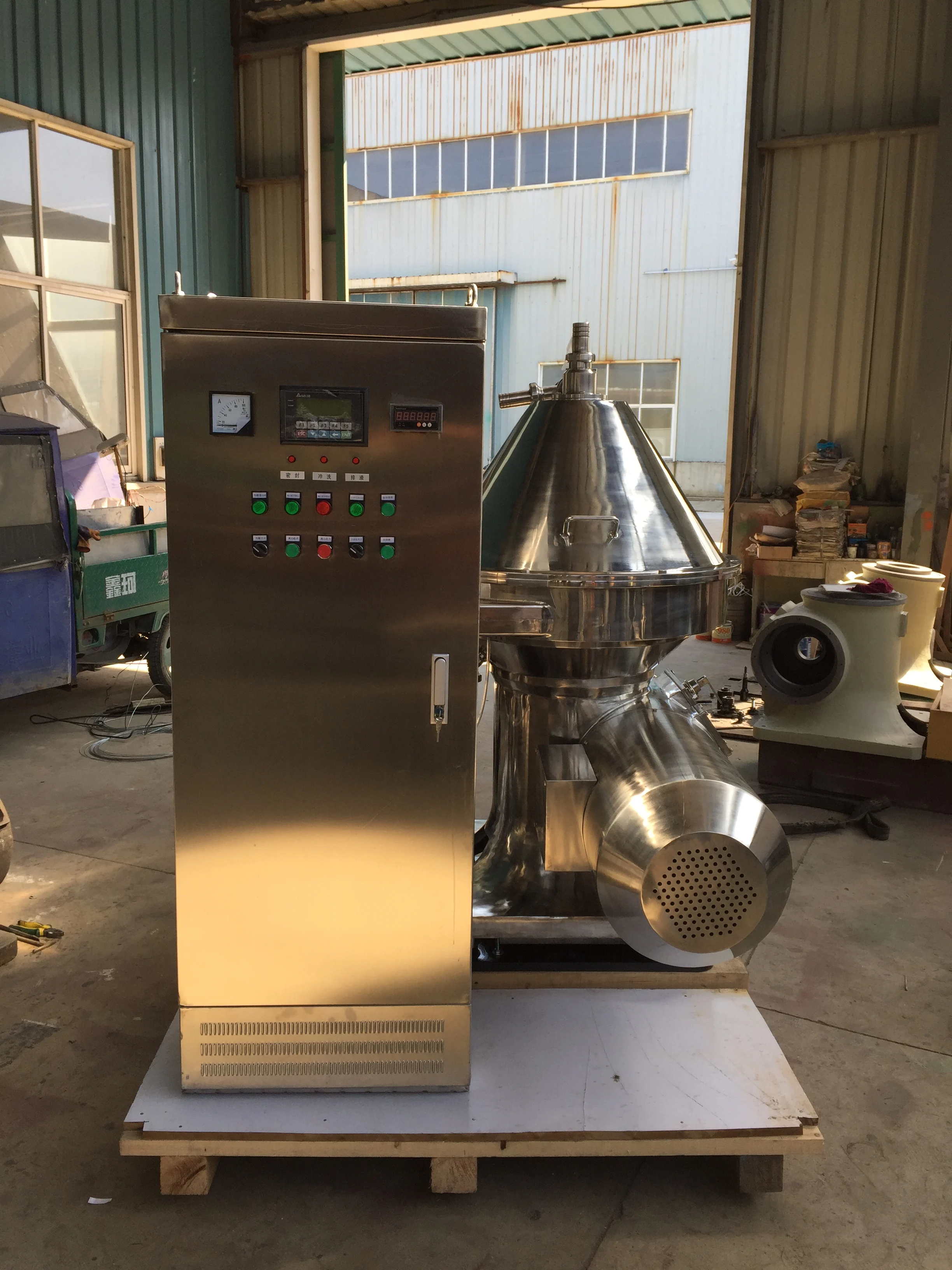 
PJLDH100 Beer beverage disc centrifugal separation machine 