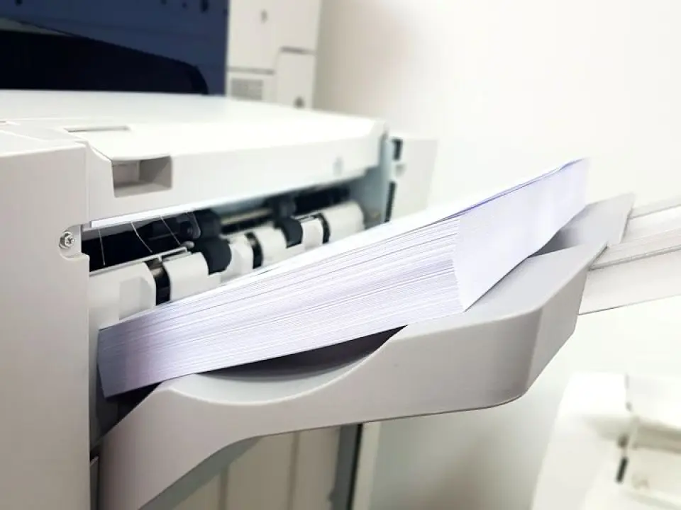 Letter Size White Copy Paper Standard Multi-Use Printer 500 Sheets Per Ream 92 Brightness Copying Paper