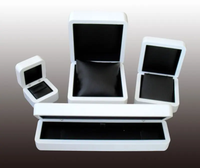 wooden finished jewelry packaging box luxury jewellery gift box jewellery box for gift