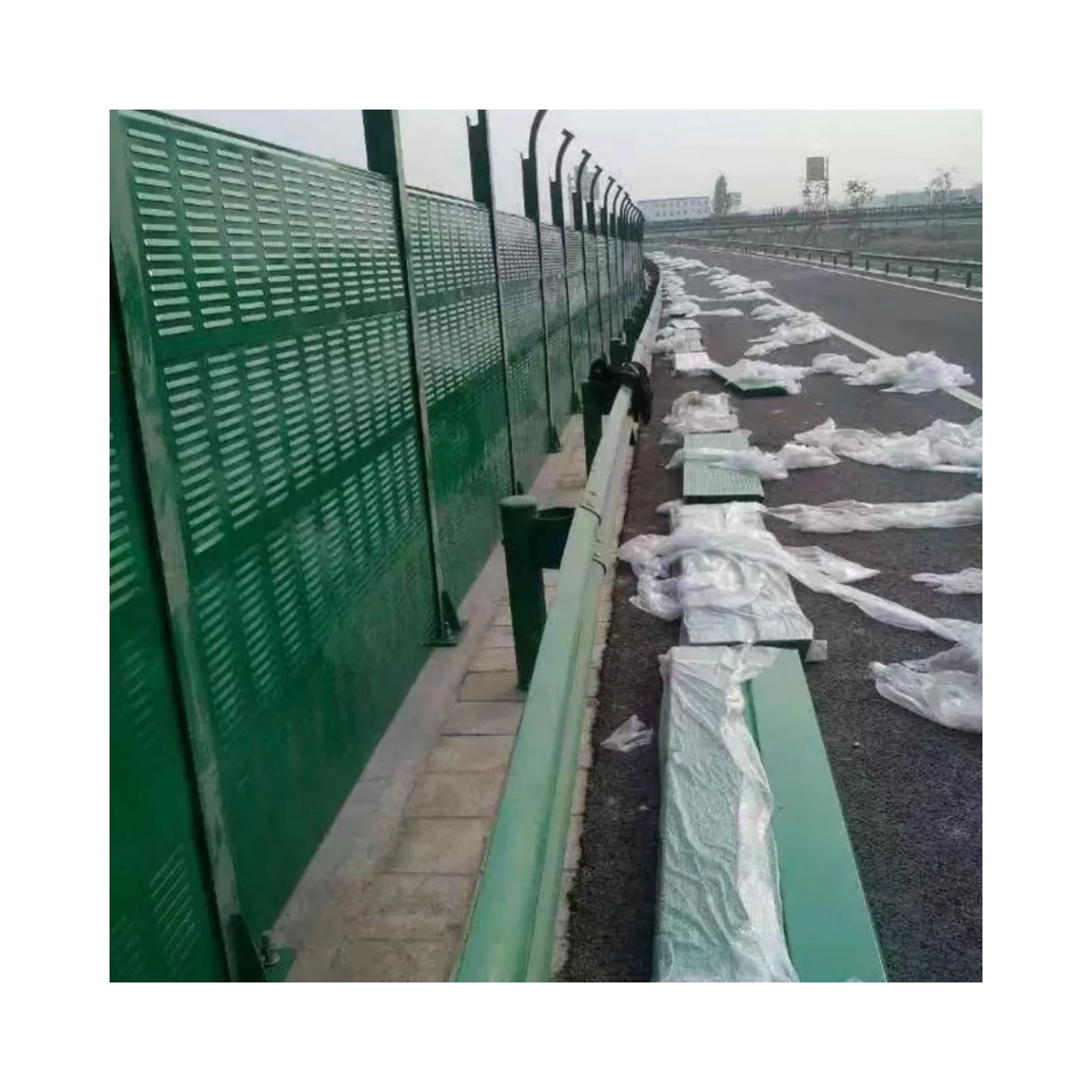Modern Design Acoustic Vinyl Sound Barrier for Outdoor Use PVC Wood Sound Barrier