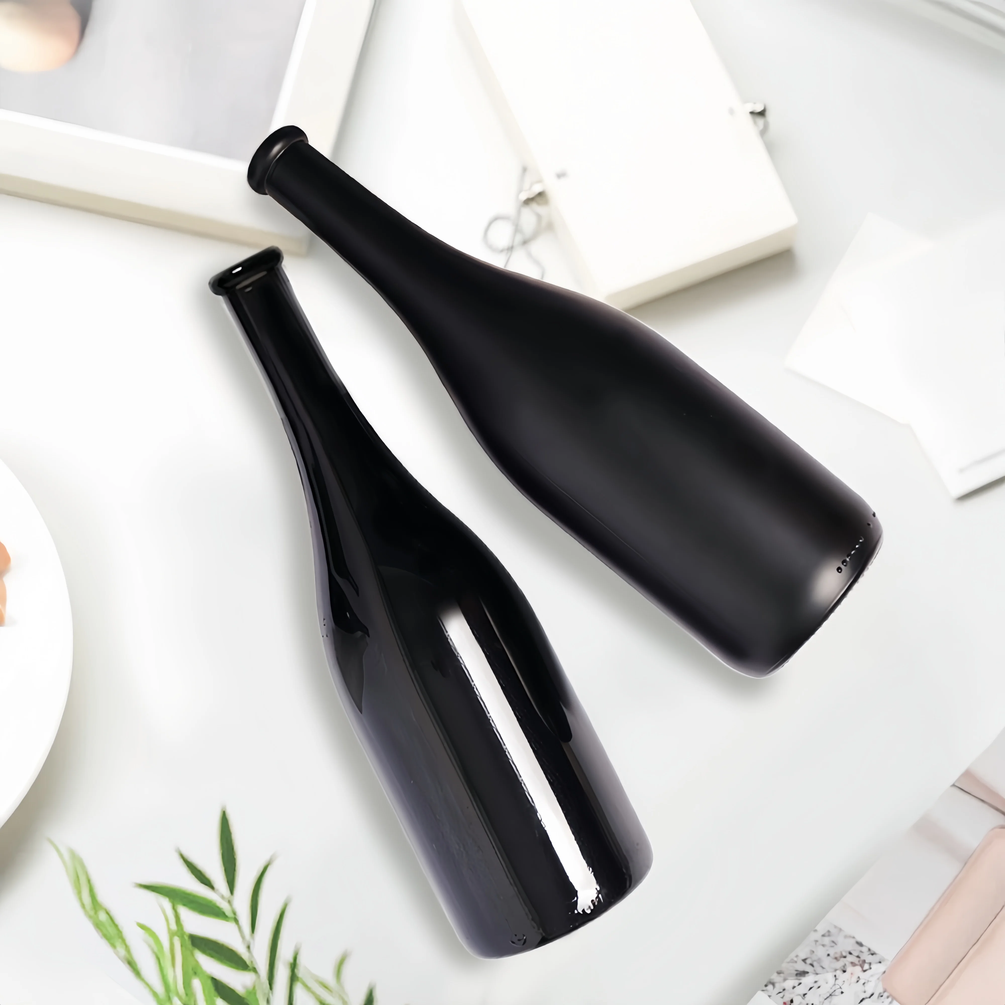 Wholesale 500ml 750ml red wine bottle dark green empty luxury manufacturers champagne burgundy empty wine glass bottles.