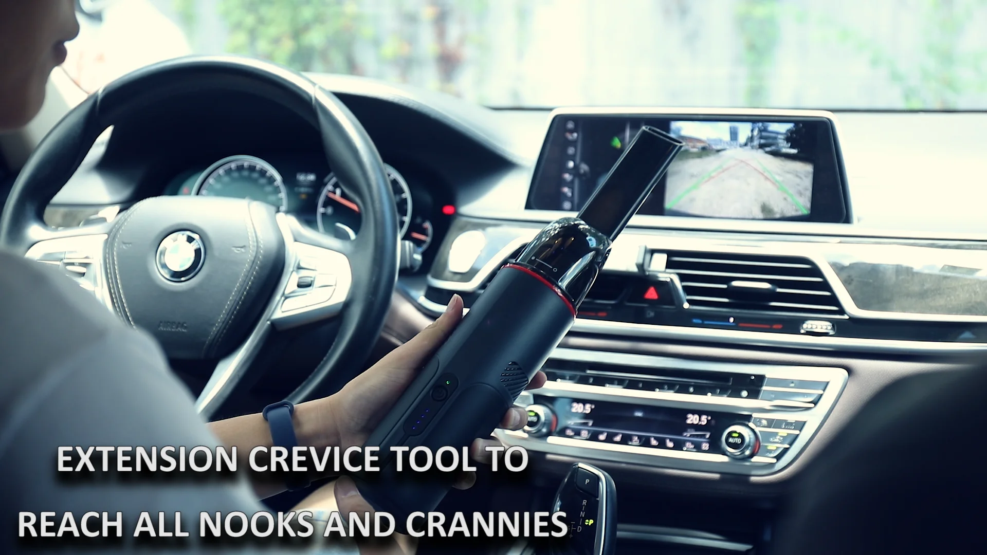 Shenzhen rechargeable Handheld Portable Wireless Mini Car Vacuum Cleaner For Car jump starter