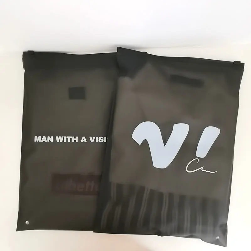 Zipper Bag Zipper Packaging Bags Hot Selling Eco Friendly Zipper Resealable Clothes Packaging Frosted Plastic Ziplock Bag