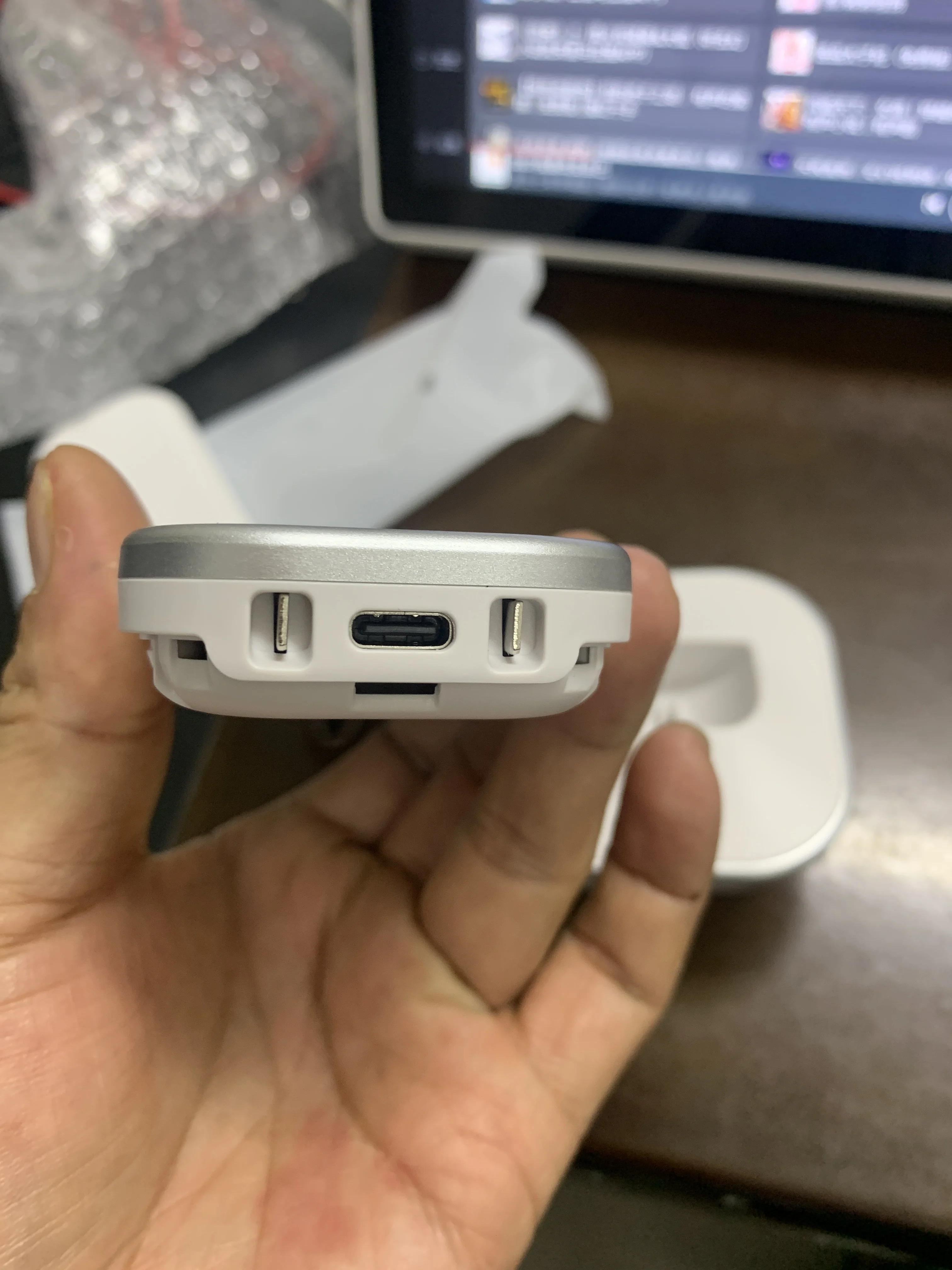 High quality KM9 4g terminal cordless telephone 3g 4g desktop fixed cordless phone with 2.4 Inch LCD colorful display screen