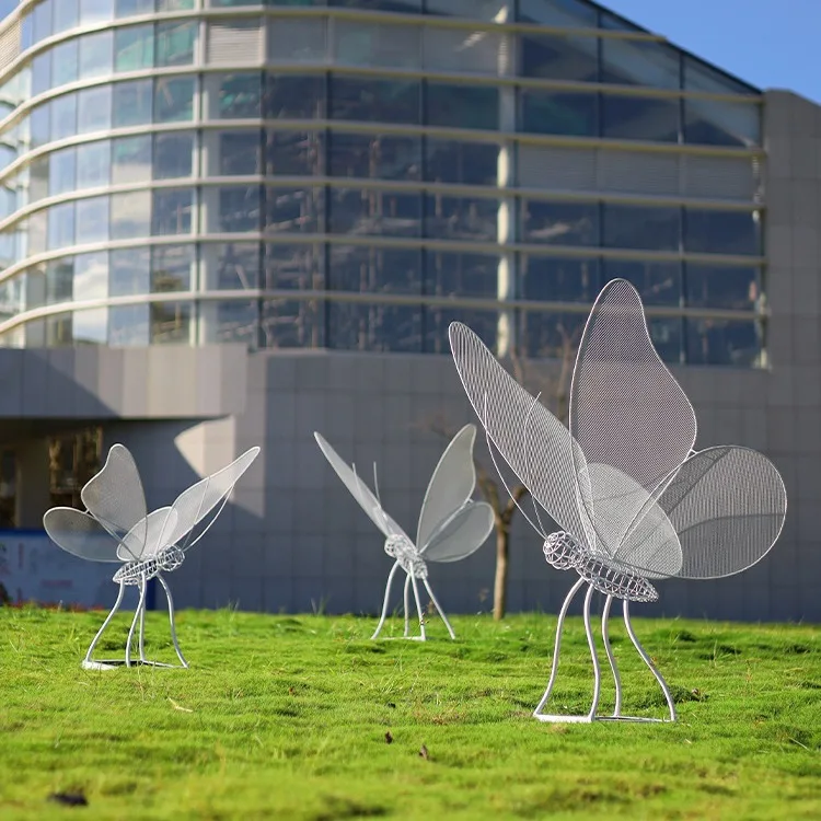 Customizable Outdoor Wrought Iron Butterfly Hollow Art Metal Decoration Garden Park Square Large Decoration