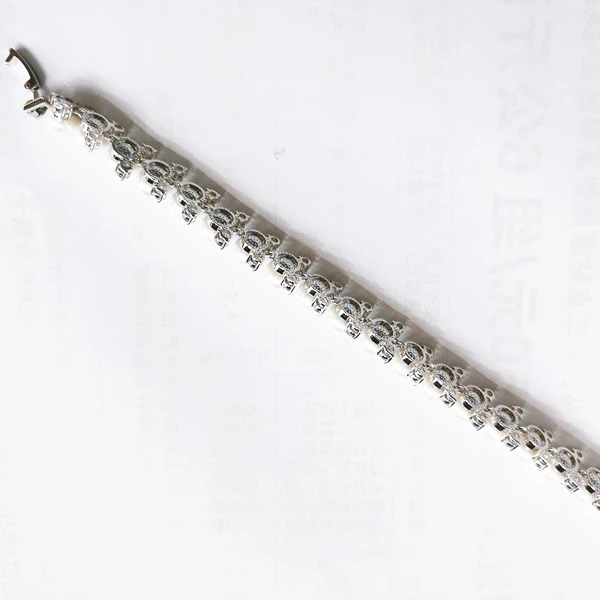 Faux Ivory Pearl Bridal Bracelet Cubic Zirconia Crystals Imitation Pearl Bracelet for Wedding