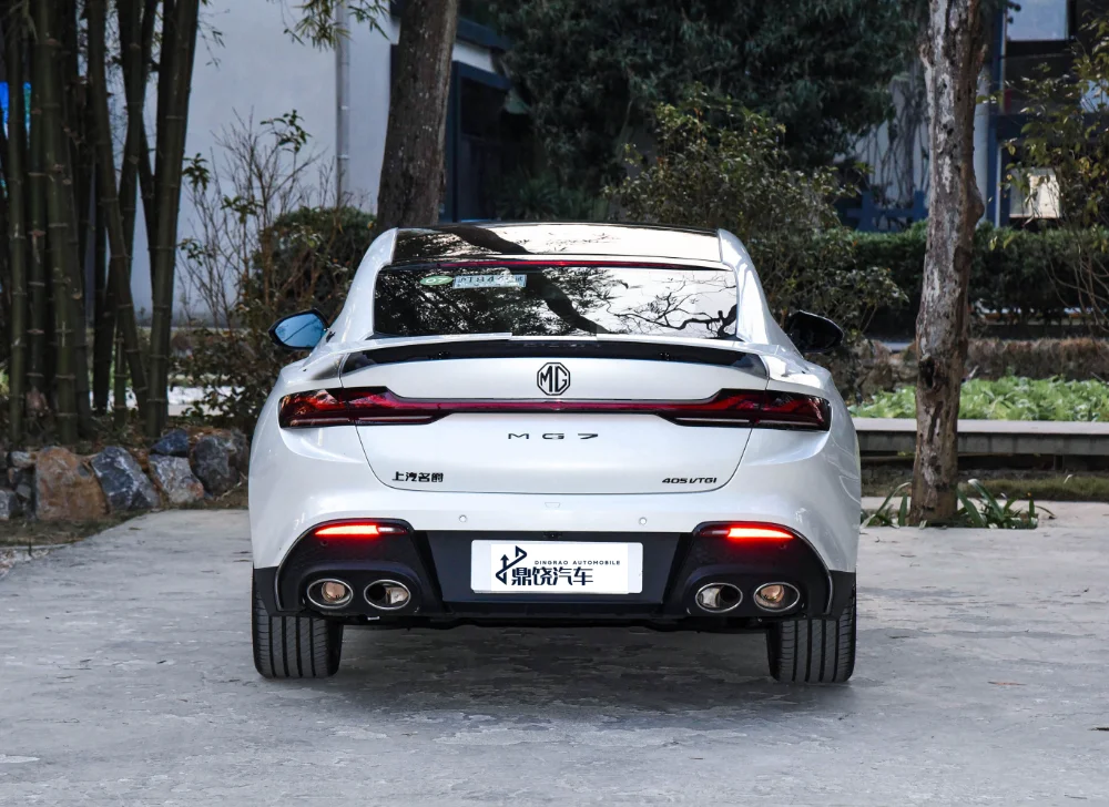 Buy in Stock Economy 138Kw 1.5T Auto High Speed Sedan MG 7 Petrol Gasoline Car for Sale