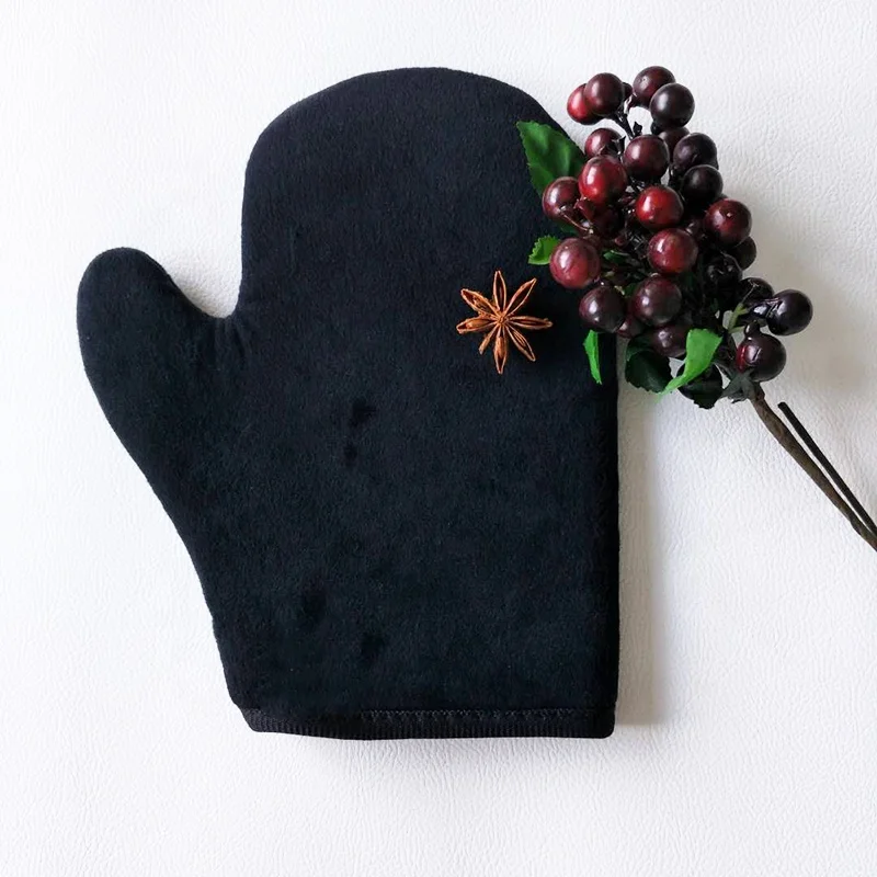 The ultimitt self tanning mitts for a smooth sunless tan by the tanner lotion applicator