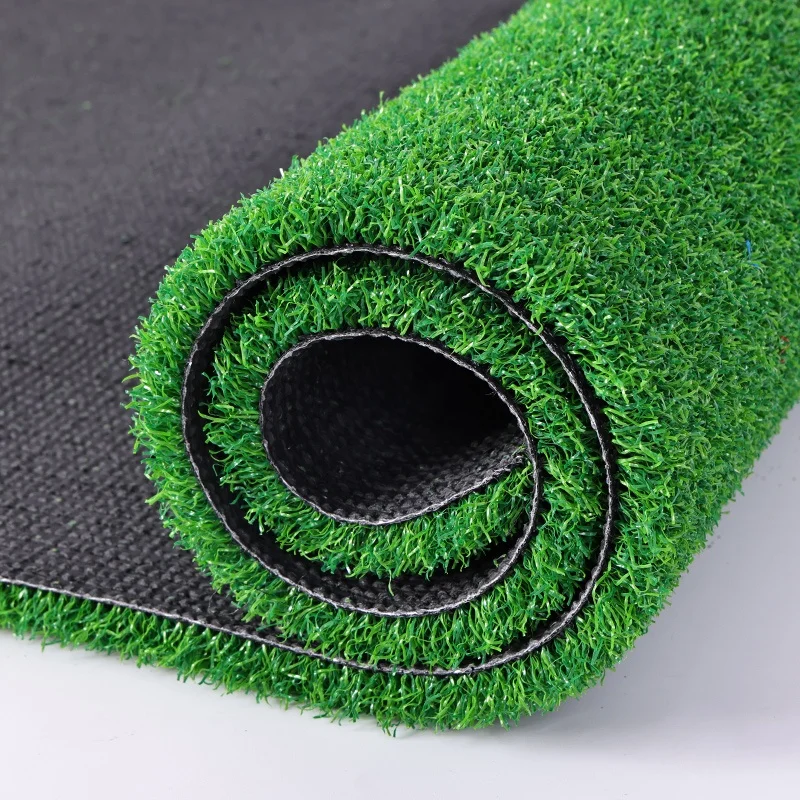 Outdoor Rug Golf Hitting Practice Mat in  Green Artificial Grass