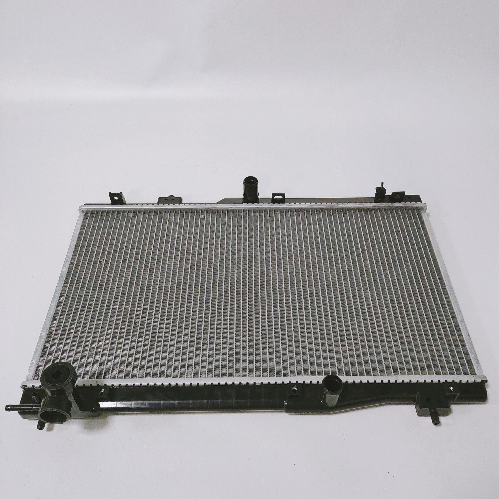 S21-1301110 Aluminum Plastic Brazed Car Engine Water Tank Radiator  Aluminum Radiator For Chery QQ 0.6 (M/T)