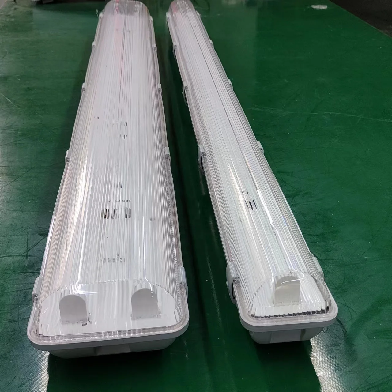 Workshop Lamp IP65 waterproof dustproof lamp full pc material G13 double tubes 2x18w led tri-proof linear batten light