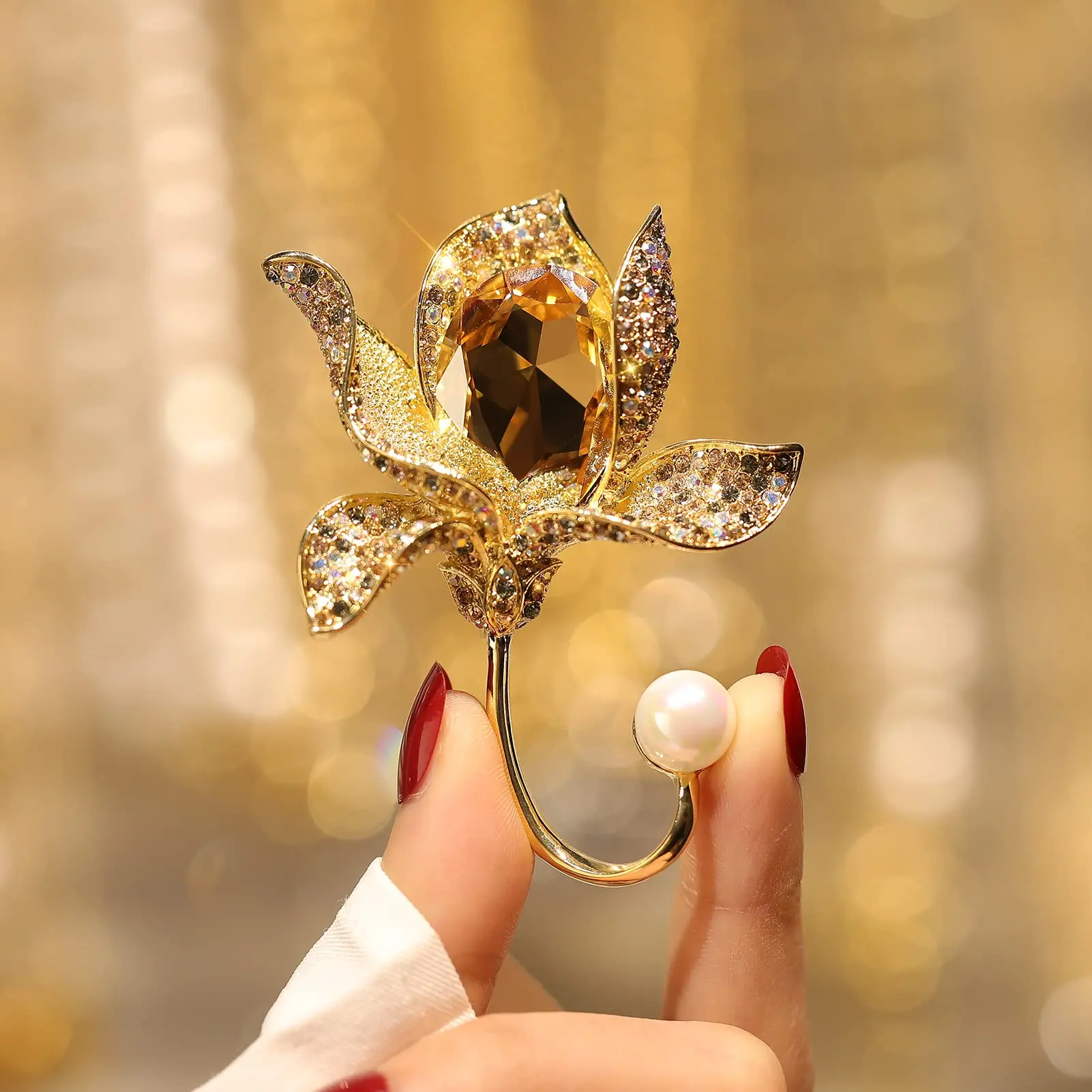Elegant Leaf Corsage Brooches Jewelry for Women Fashion Pearl Costume Broaches and Pins