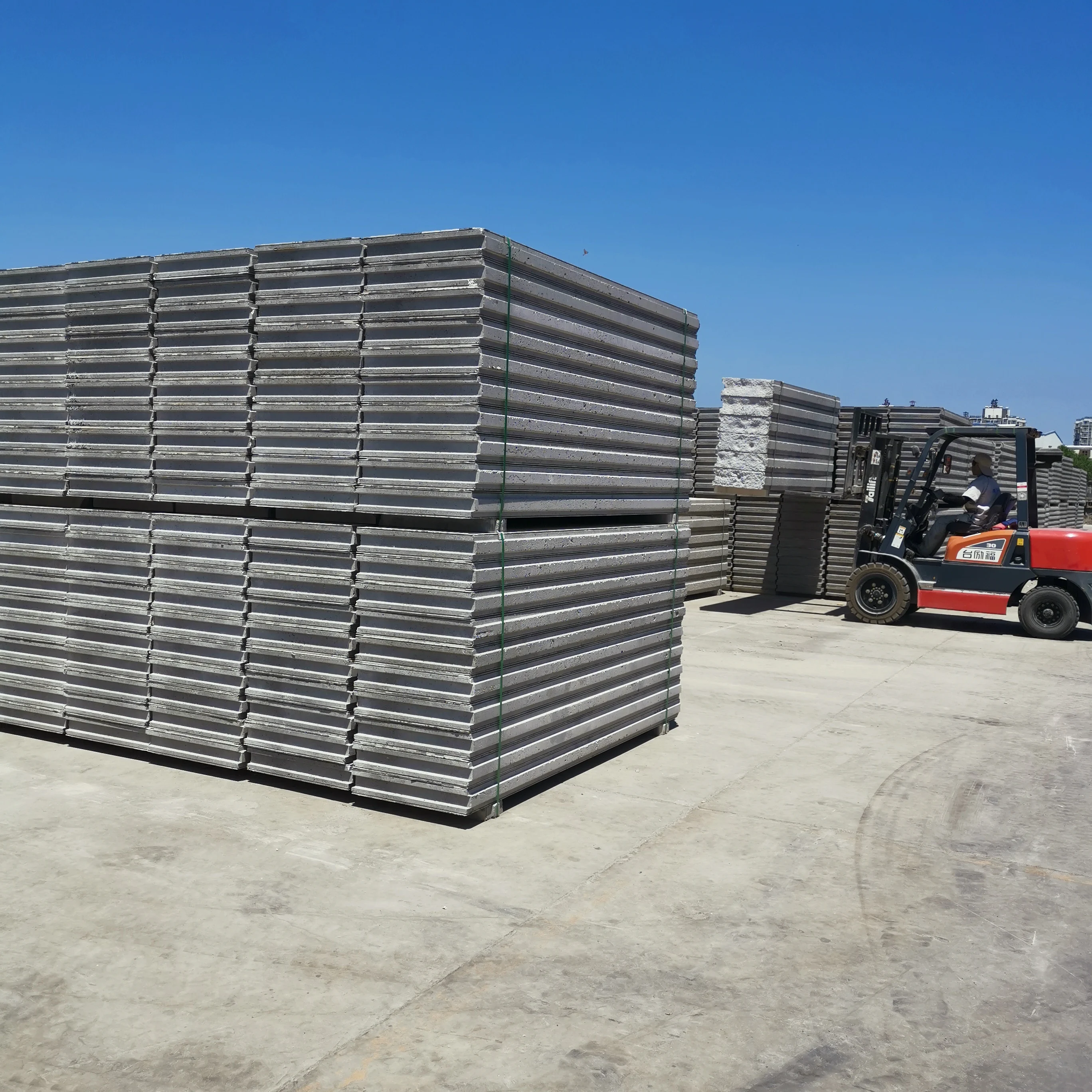 Eco-friendly Lightweight Insulated Precast 100MM thickness EPS Concrete Cement Sandwich Wall Panels for Interior Partition Wall