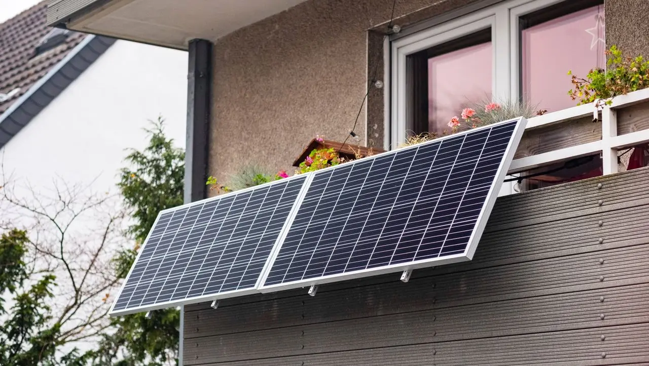 Trina JA Solar 350watt 360w 450w 500w 550W 150w 120w Photovoltaic Solar Panel Price Manufacturers in China