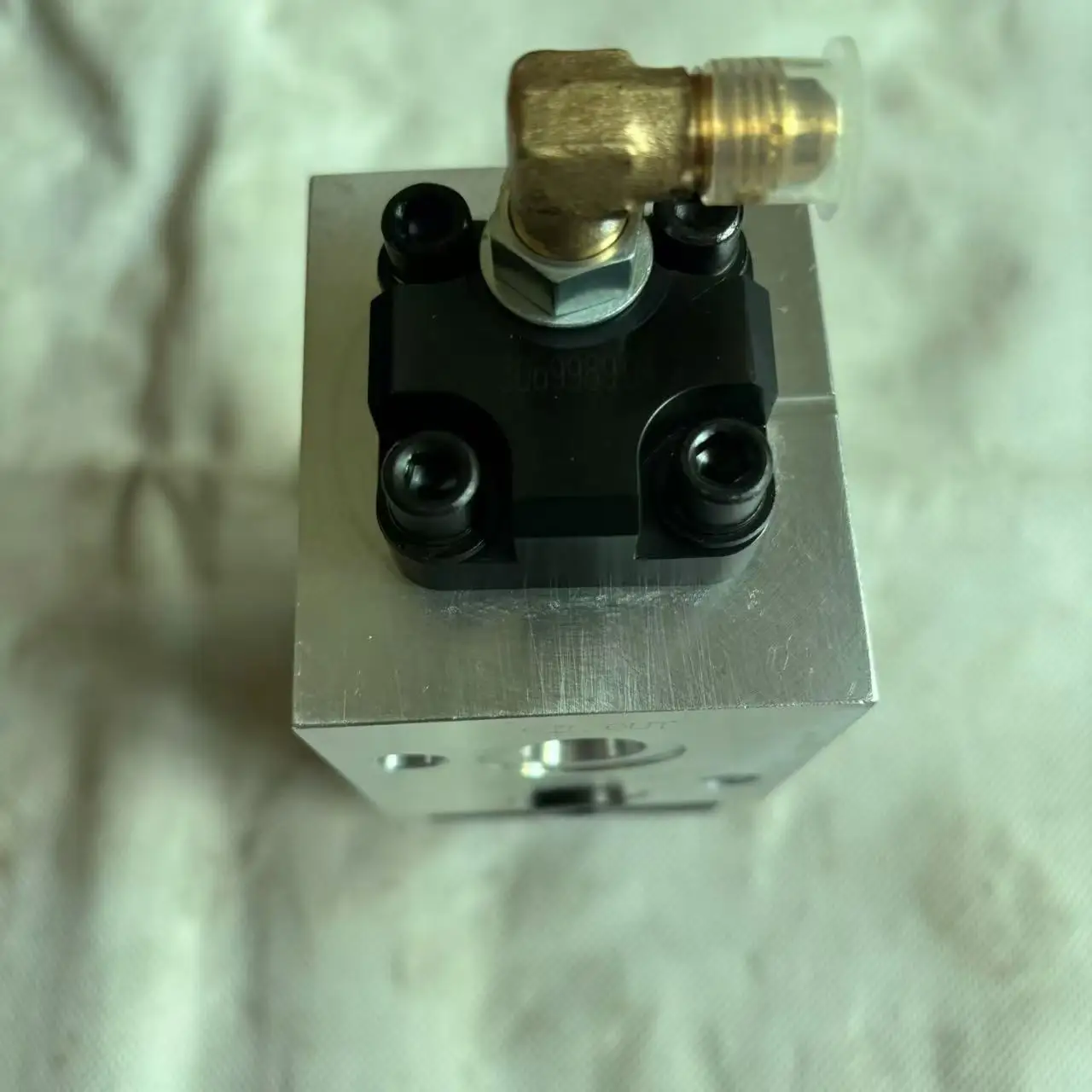 M11 Cummins Engine Valve Crosshead QSM11 ISM11 STC Oil Control Valve 3071599  3071598 M11 engine part piston liner kit