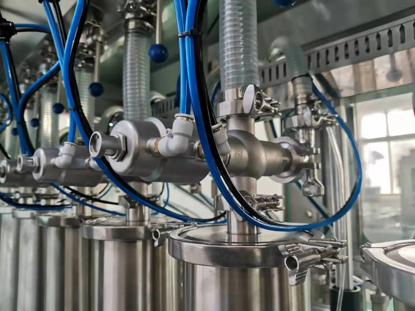 Npack 10 Nozzle High Speed Servo Motor Driven Piston Automatic 100ml-1l  Fruit Jam Jars Filling Machine with Aseptic Filling