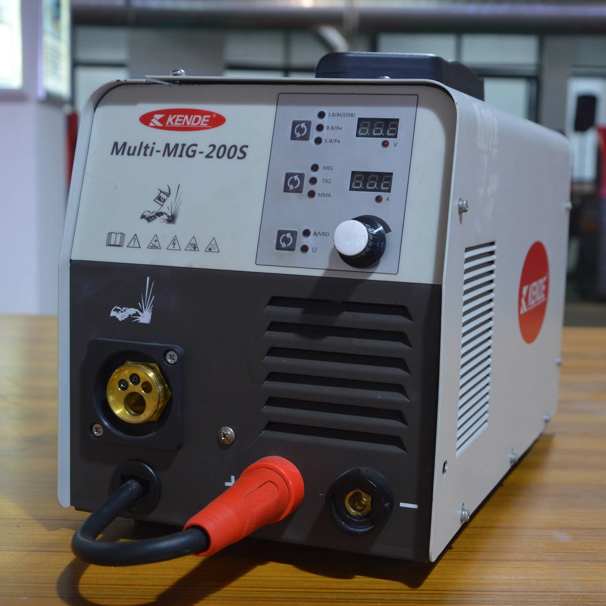  Многофункциональный сварочный аппарат MIG MAG MMA TIG Flux Cored Wire CO2 Gas 140 160 180