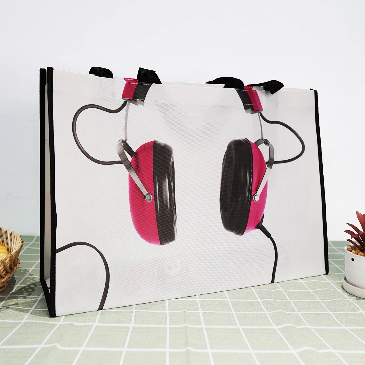 Custom Logo Personalized Reusable Shopping PP Non-woven Promotional Bag