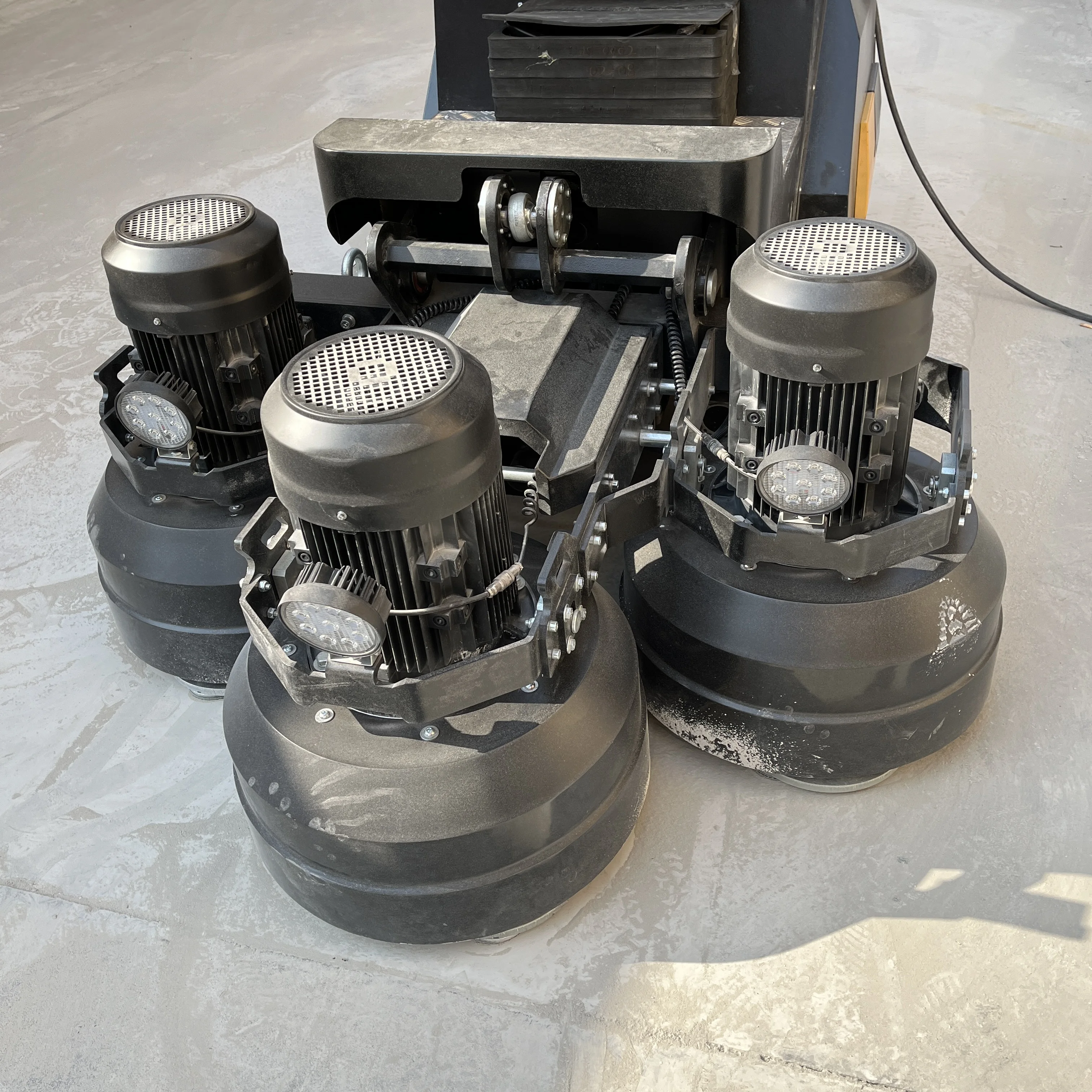 Legend S Remote Control Ride On Concrete Floor Grinder