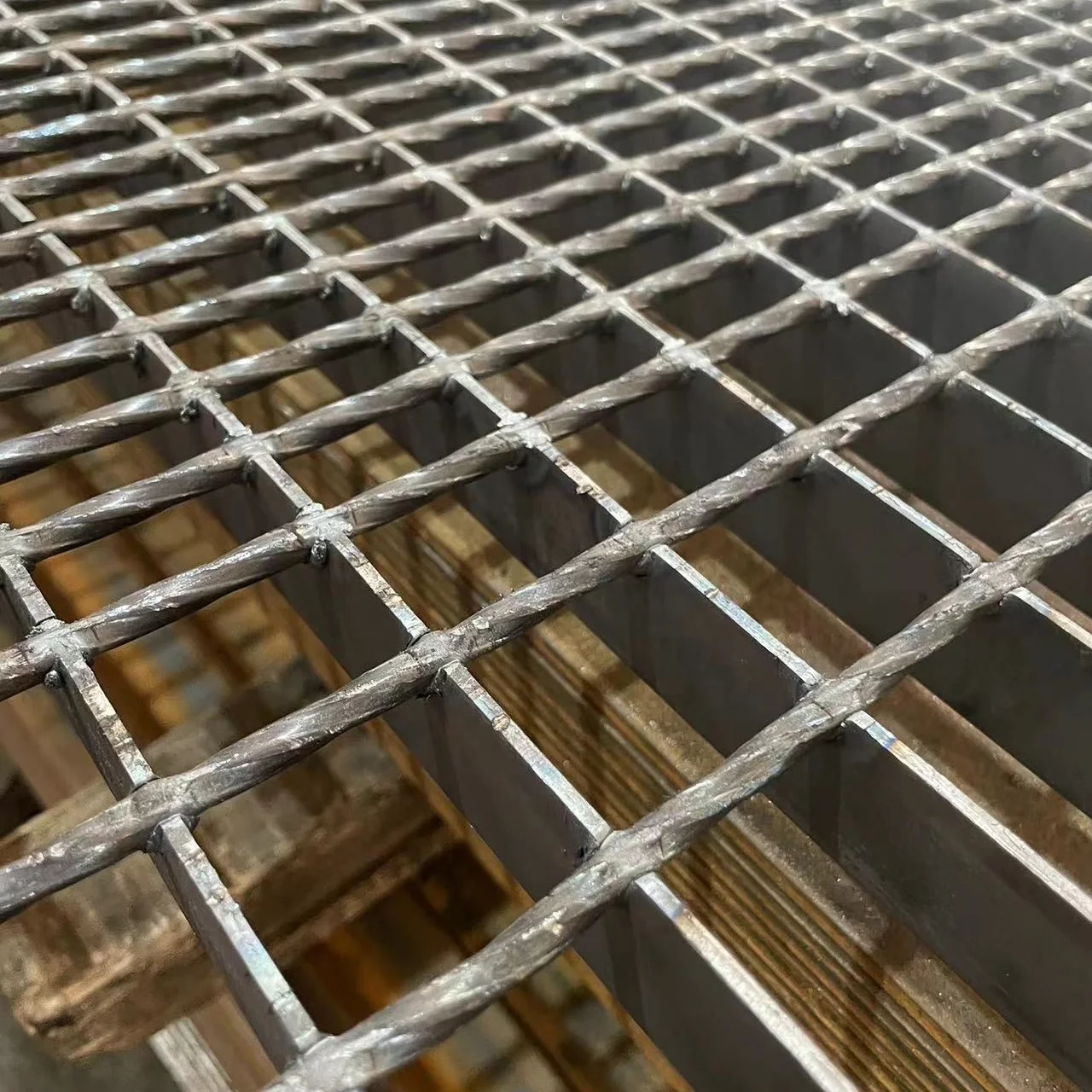 Hot dip galvanized grating steel used steel grating prices