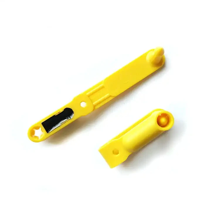 CMRFID Livestock Sheep Labels Goats Eartags Rfid Animal Ear Tag For Animal