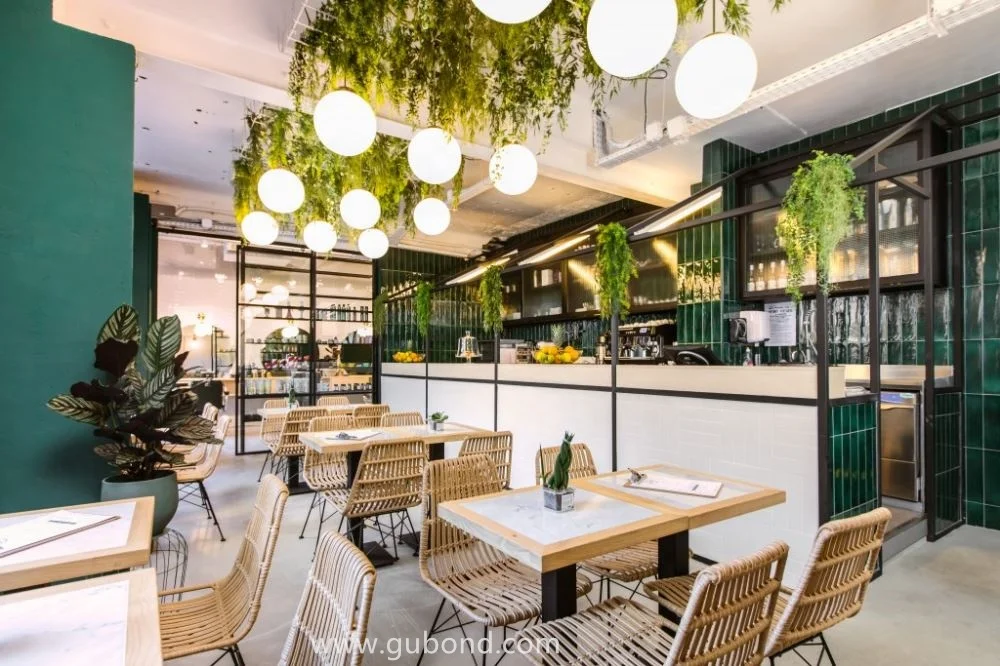 Outdoor Furniture Restaurant Wicker Chair Metal PE Rattan Dining Chairs with Cushion for Sale