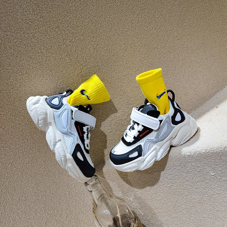 Boys and girls shoes spring 2021 new fashion breathable sports net shoes big kids soft-soled comfortable sports shoes