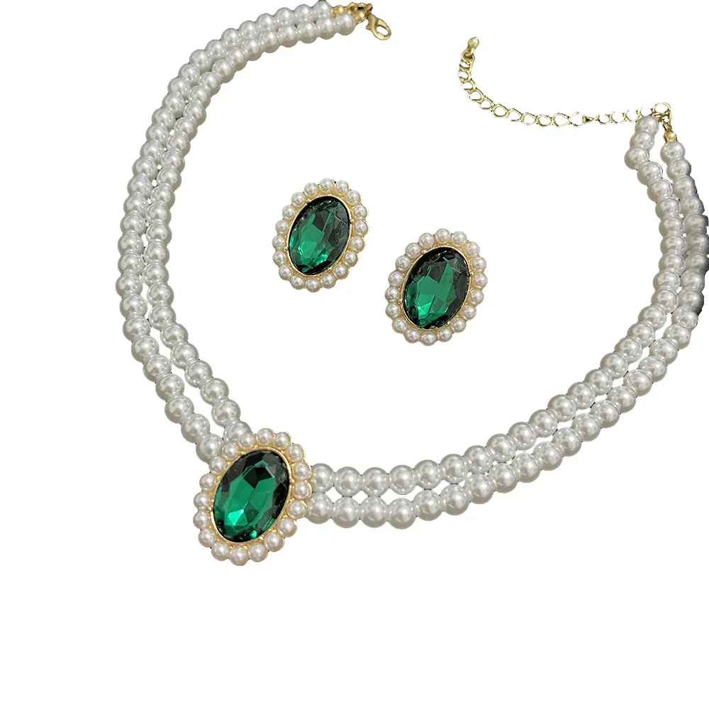 2024 Fashion Jewelry Set Vintage Style Emerald Diamond Pearl Beads Double Layer Collar Chain Earring Set
