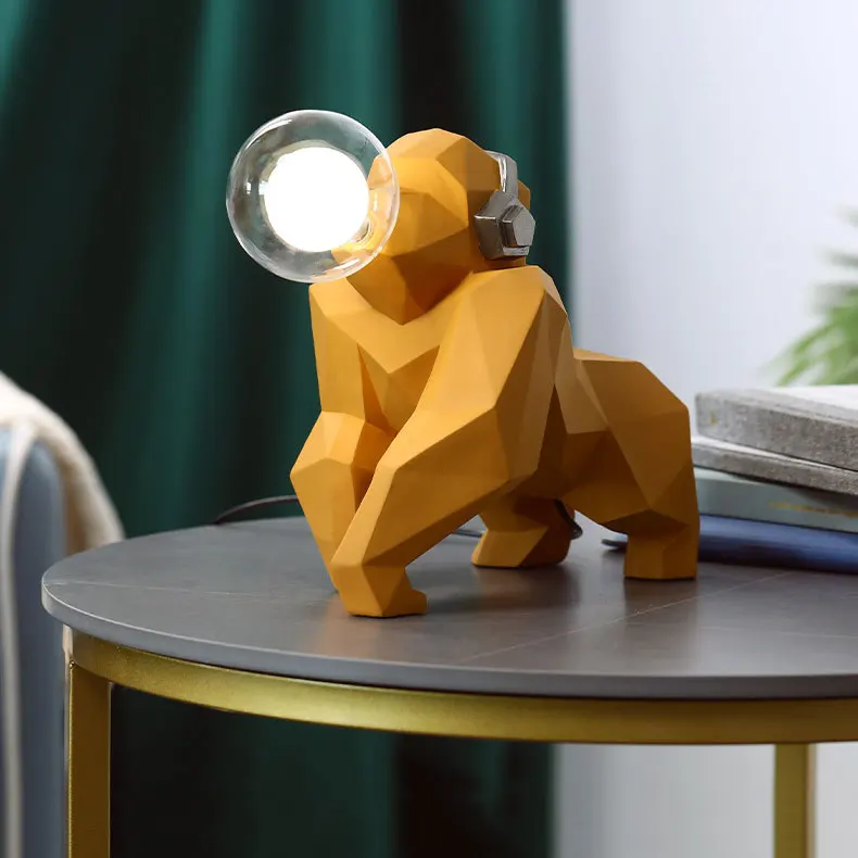 Factory Promotional Gift Cartoon Sculpture Resin Geometry Gorilla King Kong Statues with LED light