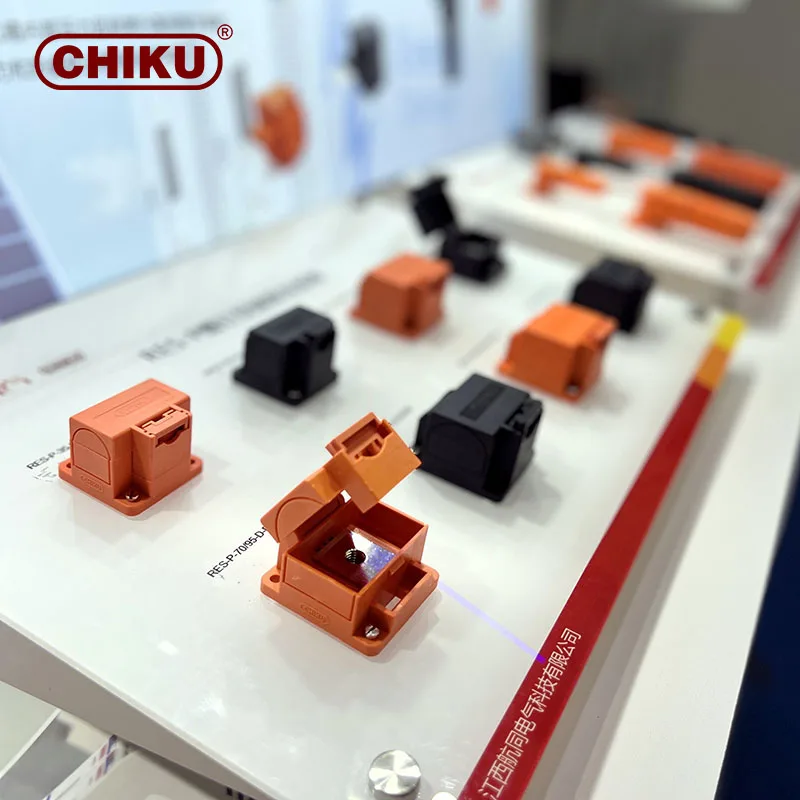 High Current 70-120mm New Energy 80-350A High Voltage Lithium Battery Terminal Connector MCX Type for Power Storage System