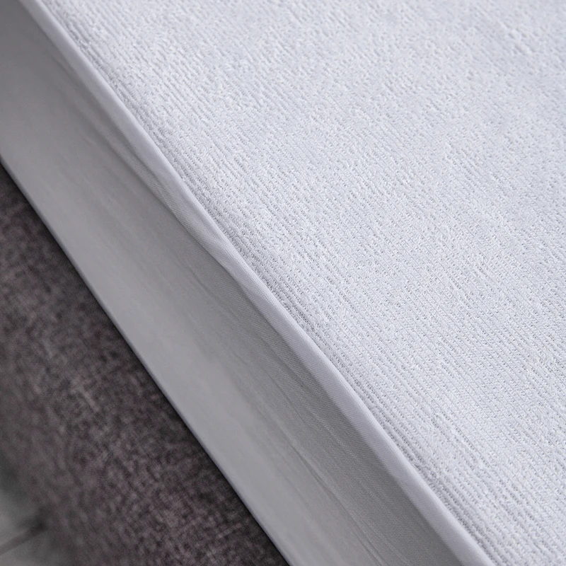 Hypoallergenic Waterproof Fitted Mattress Protector Cover, Queen, White